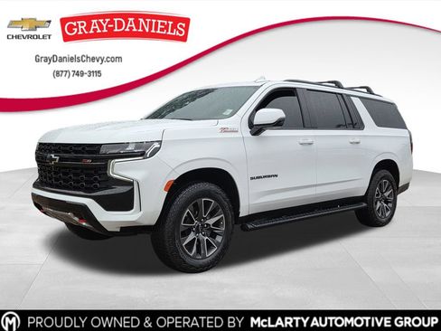 Used 2024 Chevrolet Suburban Z71 w/ Luxury Package AWD/4WD image 1