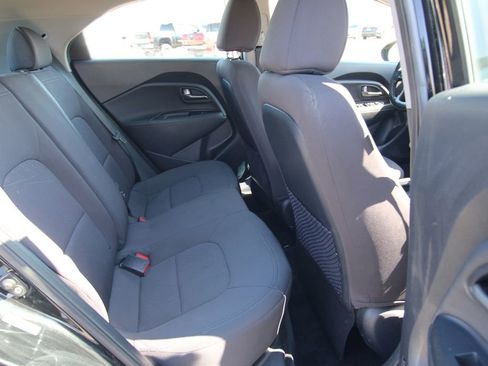 Used 2012 Kia Rio EX w/ Convenience Pkg image 9
