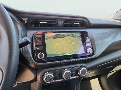 Used 2024 Nissan Kicks SV image 23