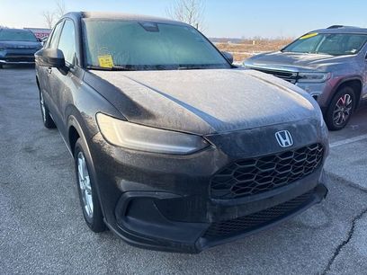 Used 2025 Honda HR-V LX