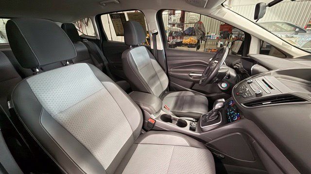 Used 2017 Ford C-MAX SE FWD image 27
