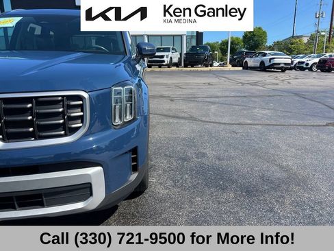 Certified 2024 Kia Telluride S w/ S Sunroof Package FWD image 21