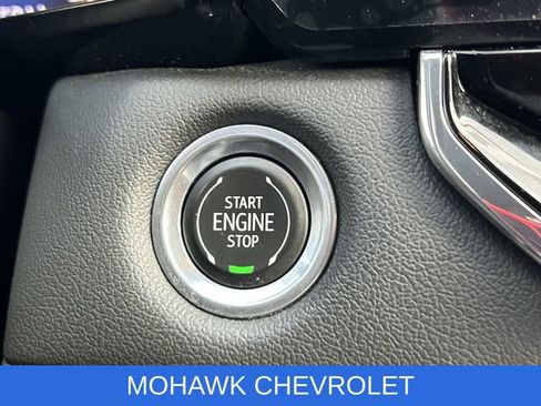 Used 2023 Chevrolet Colorado LT w/ LT Convenience Package AWD/4WD image 17