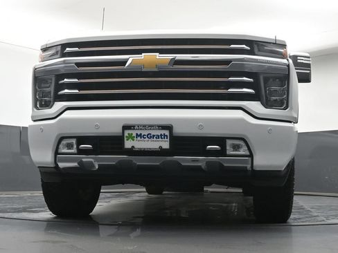Used 2022 Chevrolet Silverado 2500 High Country w/ LPO, Hitch Package AWD/4WD image 7
