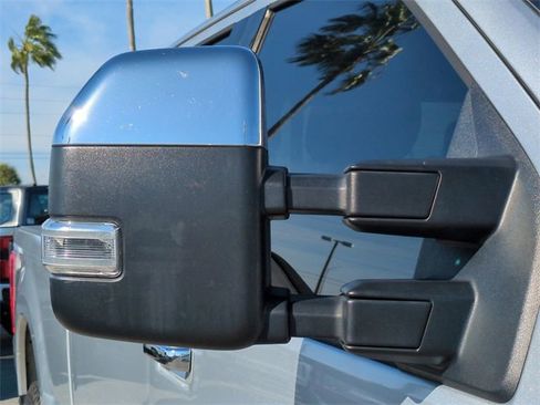 Used 2018 Ford F250 Lariat w/ Chrome Package image 12