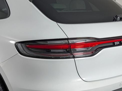 New 2026 Porsche Macan AWD/4WD image 15
