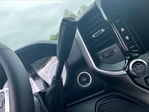 New 2026 RAM 2500 Big Horn AWD/4WD image 29
