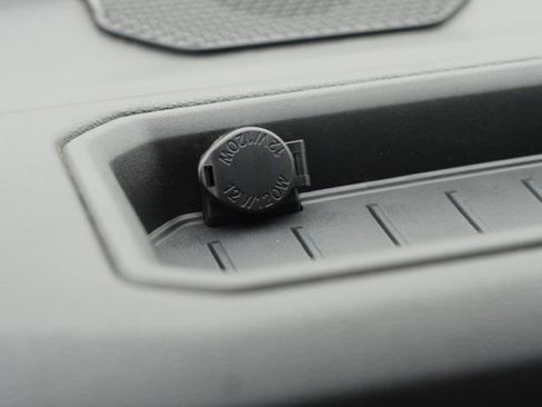 Certified 2025 Toyota Tundra SR5 w/ SR5 Convenience Package image 27