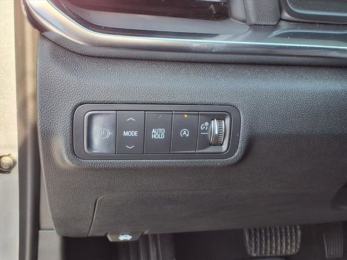 Used 2026 GMC Terrain Elevation image 6