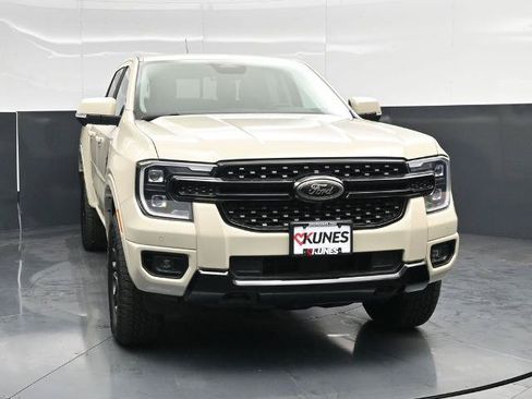 Certified 2025 Ford Ranger Lariat w/ FX4 Off-Road Package AWD/4WD image 4
