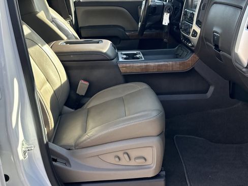 Used 2017 GMC Sierra 1500 SLT w/ SLT Premium Package image 13