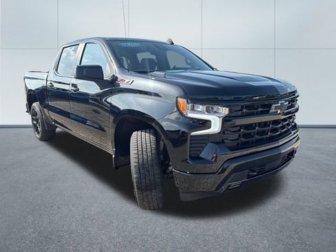 Used 2024 Chevrolet Silverado 1500 RST w/ Convenience Package II AWD/4WD image 5
