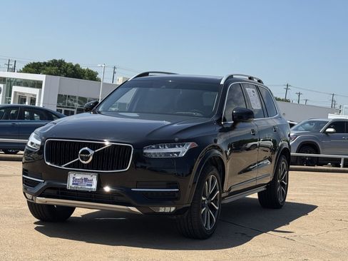 Used 2019 Volvo XC90 T6 Momentum w/ Advanced Package AWD/4WD image 8