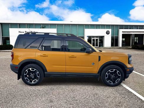 Used 2022 Ford Bronco Sport Outer Banks w/ Tech Package image 9