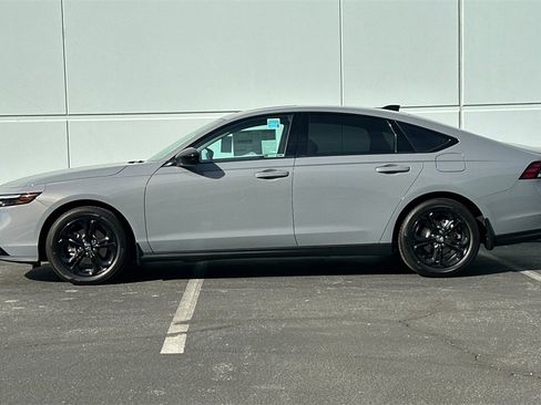 New 2025 Honda Accord SE image 7