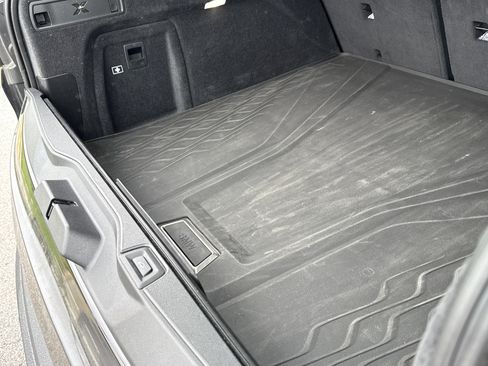 Certified 2024 BMW X5 xDrive40i w/ Premium Package image 46