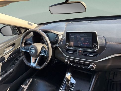 Used 2020 Nissan Altima 2.5 SR image 26