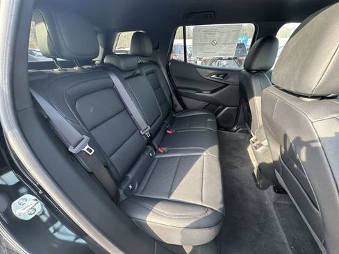 New 2026 Chevrolet Equinox LT w/ Convenience Package II image 28