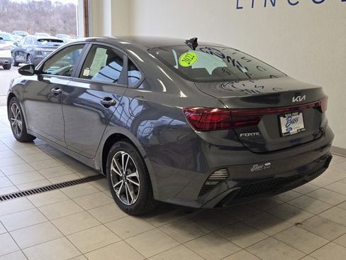 Used 2022 Kia Forte LXS w/ LXS Technology Package image 11