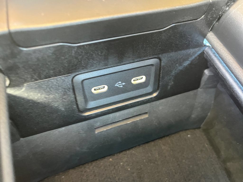 Used 2023 Mercedes-Benz C 300 4MATIC Sedan image 26