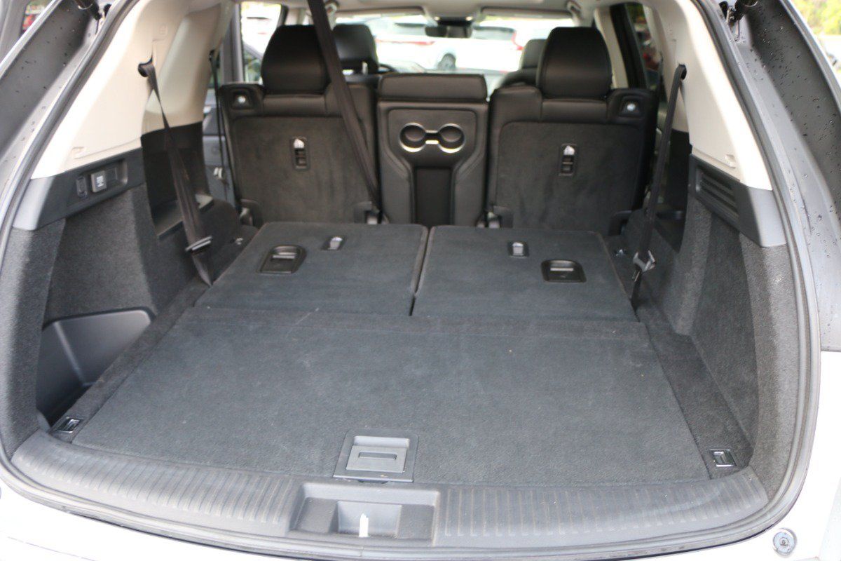 Used 2025 Acura MDX SH-AWD image 36