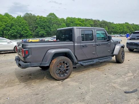 Used 2024 Jeep Gladiator Sport AWD/4WD image 3