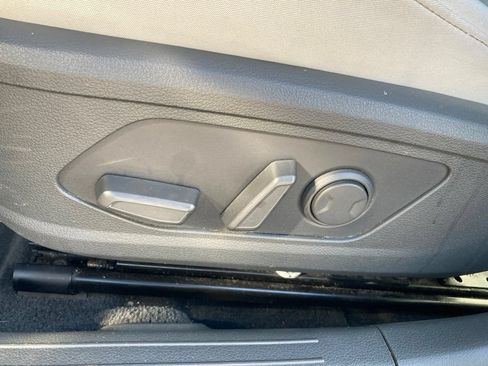 Used 2025 Hyundai Sonata SEL FWD image 13