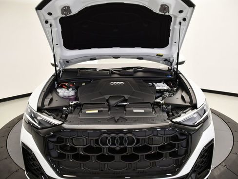 New 2026 Audi Q8 Premium Plus image 13
