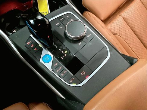 Used 2023 BMW i4 eDrive35 w/ Dynamic Handling Package image 36