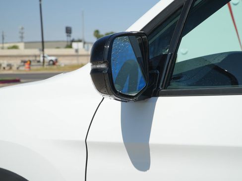 New 2026 Honda Ridgeline Black Edition image 11