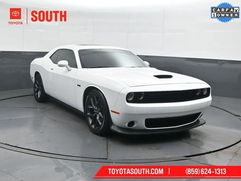 Used 2023 Dodge Challenger R/T w/ Blacktop Package image 5