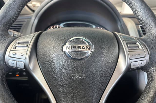 Used 2015 Nissan Altima 2.5 SL w/ Technology Package FWD image 24