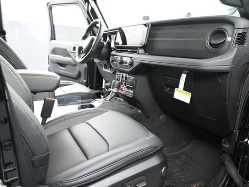 New 2025 Jeep Wrangler Unlimited Rubicon 392 image 22