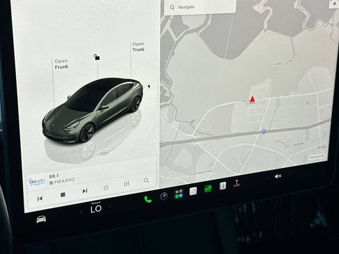 Used 2023 Tesla Model 3 Standard Range RWD image 18
