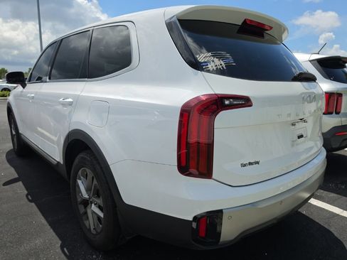Used 2023 Kia Telluride LX FWD image 12