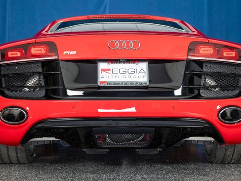 Used 2010 Audi R8 V10 image 8
