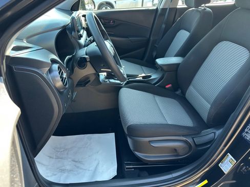 Used 2021 Hyundai Kona SE w/ Cargo Package image 15