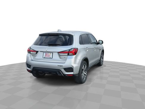 Used 2021 Mitsubishi Outlander Sport SE image 8