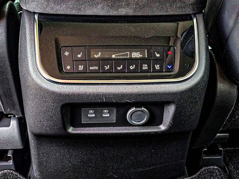 New 2026 INFINITI QX80 Luxe image 38