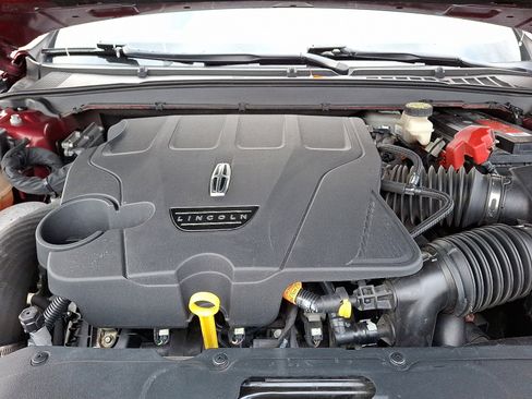 Used 2017 Lincoln Continental Reserve w/ Climate Package image 29