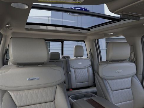 New 2026 Ford F450 Platinum w/ Platinum Plus Package image 22
