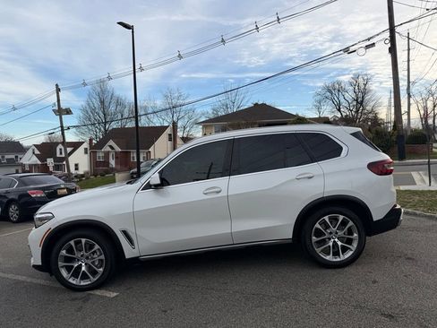 Used 2021 BMW X5 xDrive40i w/ Convenience Package image 4