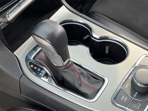 Used 2020 Jeep Grand Cherokee Trailhawk image 30