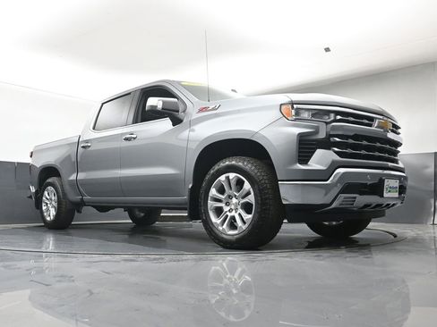 Used 2026 Chevrolet Silverado 1500 LTZ w/ LTZ Premium Package AWD/4WD image 23