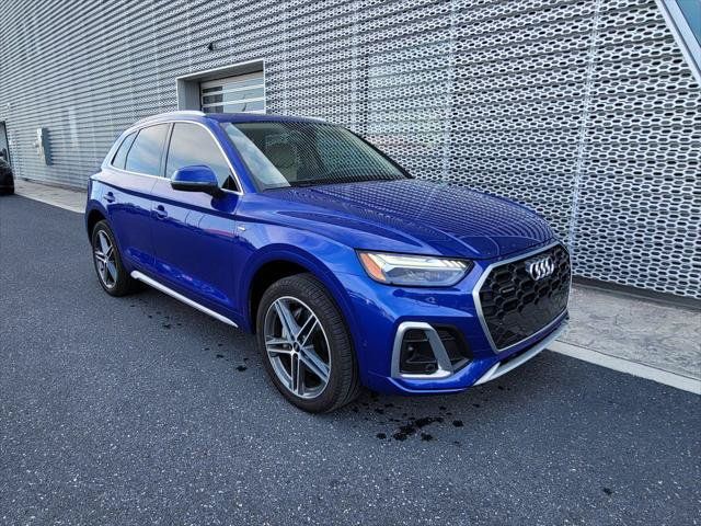 Used 2021 Audi Q5 e Prestige w/ Prestige Package AWD/4WD image 1