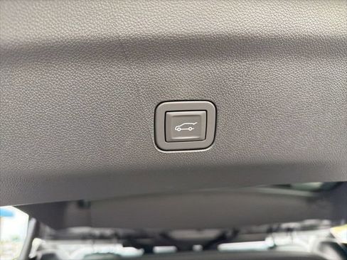 New 2026 Chevrolet Tahoe Premier w/ Sun And Tow Package RWD image 30