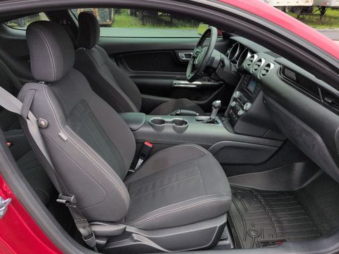 Used 2021 Ford Mustang Coupe RWD image 26