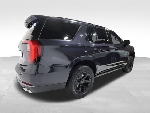 Used 2026 GMC Yukon AT4 w/ AT4 Premium Package AWD/4WD image 4