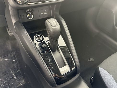 New 2025 Nissan Versa SV w/ Trunk Package image 20