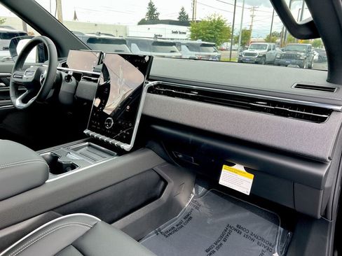 New 2026 GMC Sierra EV Elevation image 61